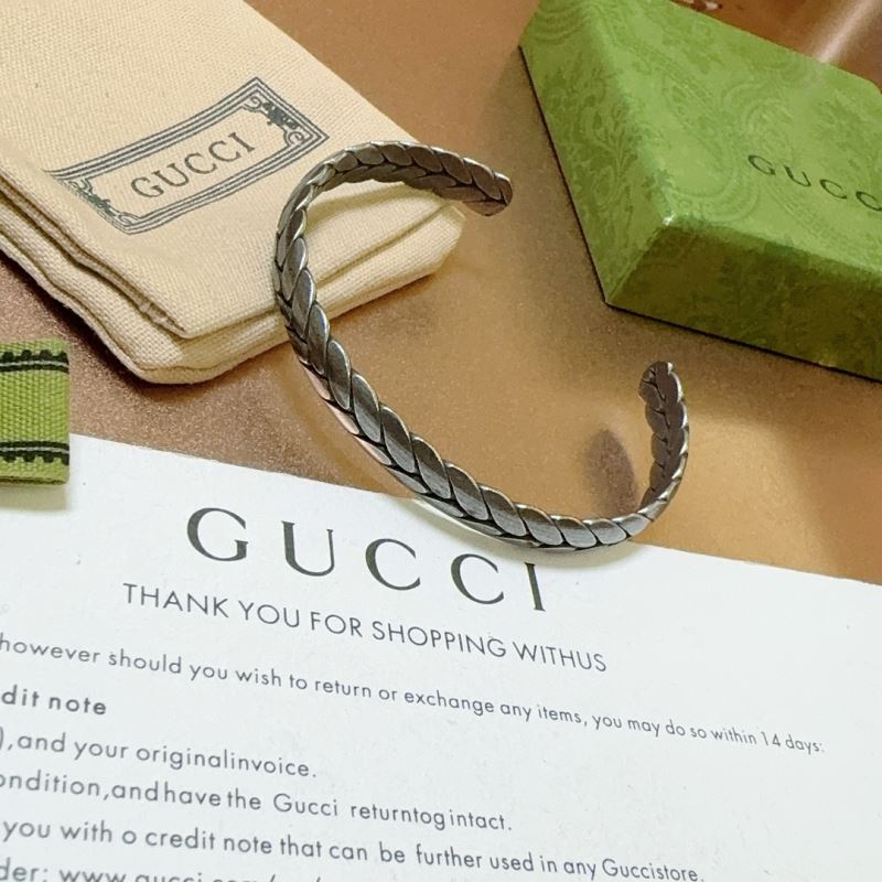 Gvc*1 bracelets